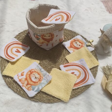 Panier et 8 lingettes Lion